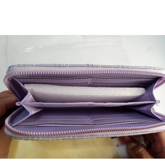 Loulu Wallet NEW Beautiful Design Light Purple quilted vegan leather - Picture 2 of 6